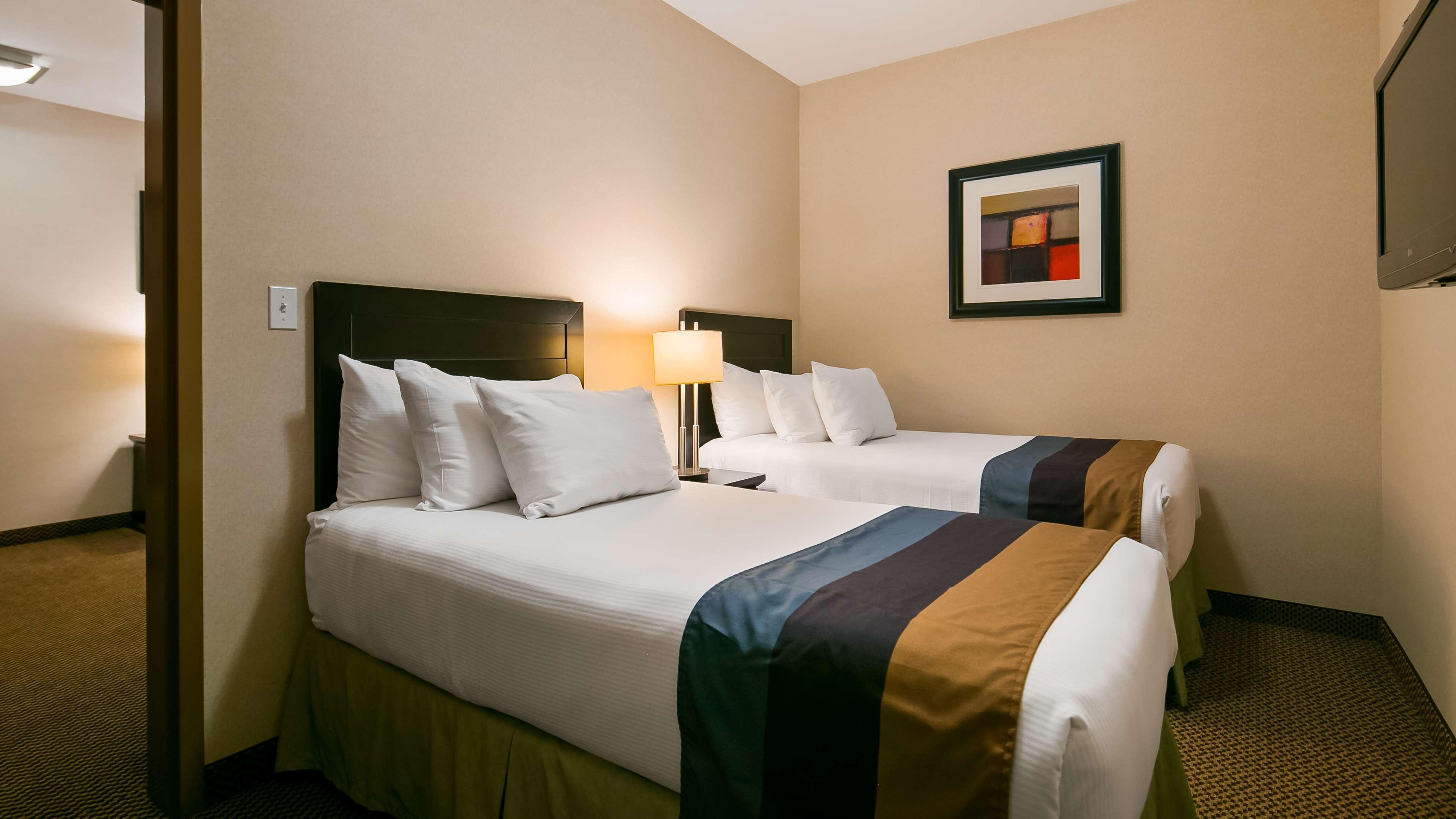 Best Western Wainwright Inn & Suites Zewnętrze zdjęcie