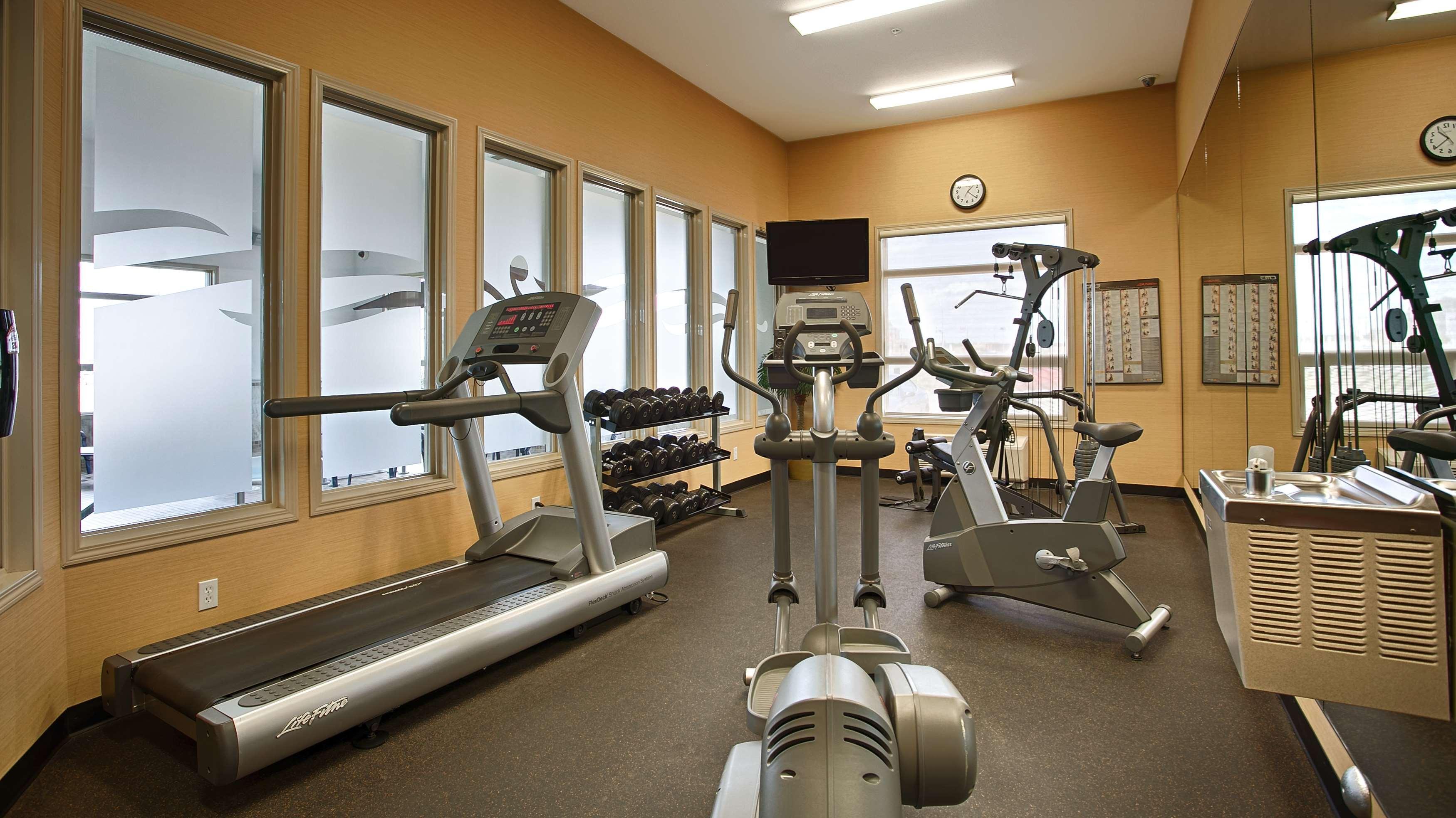 Best Western Wainwright Inn & Suites Zewnętrze zdjęcie