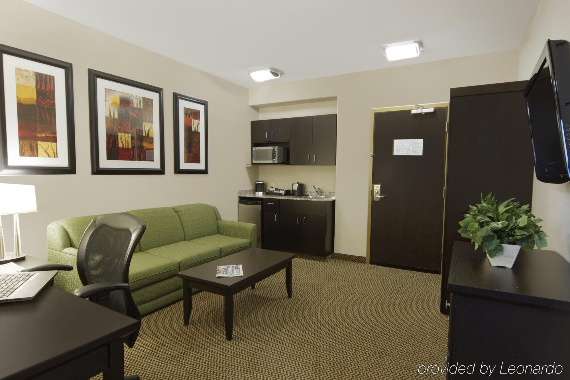 Best Western Wainwright Inn & Suites Pokój zdjęcie