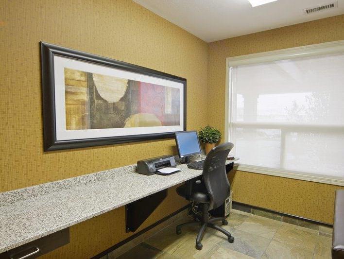 Best Western Wainwright Inn & Suites Zewnętrze zdjęcie