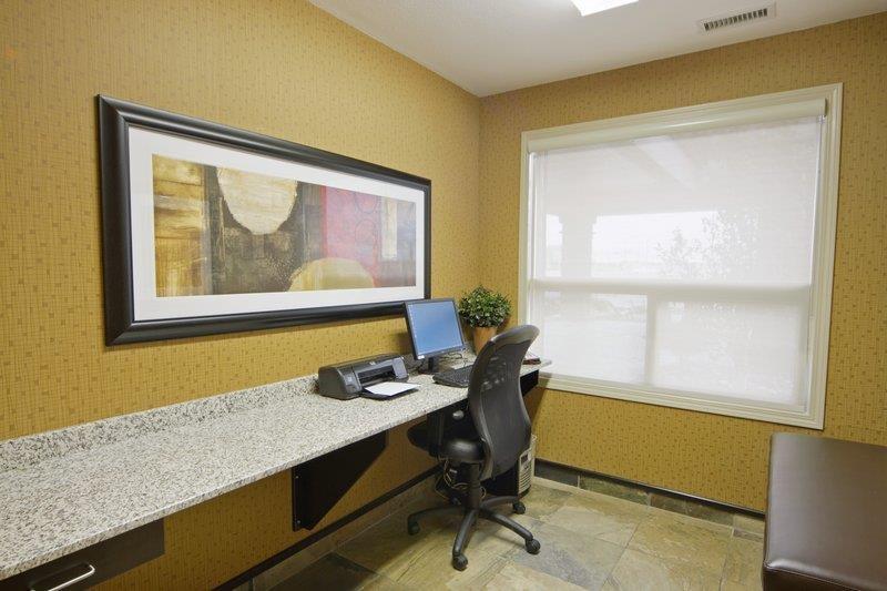 Best Western Wainwright Inn & Suites Zewnętrze zdjęcie